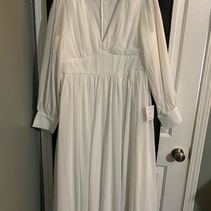 Really pretty formal white dress. Bohemian style